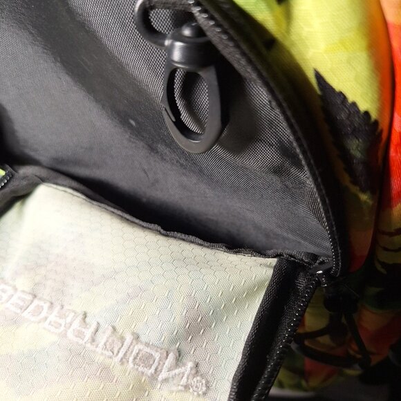 Vibedration Hydration Backpack w/o bladder - green, orange, black leaves… - Picture 10 of 16